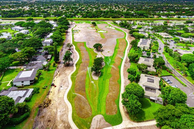 7 Southport Lane F, Boynton Beach, FL 33436
