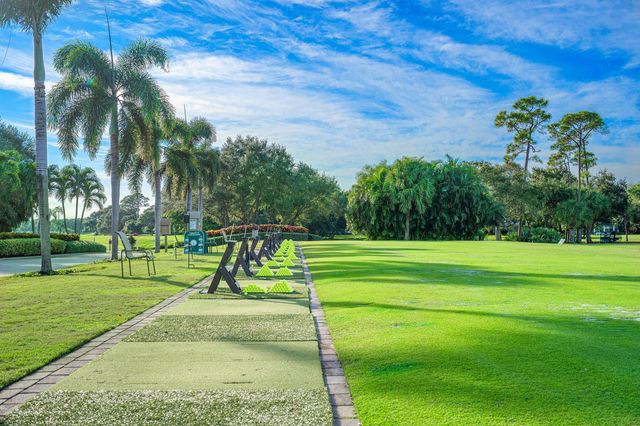 7 Southport Lane F, Boynton Beach, FL 33436
