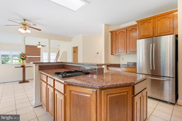 10604 MAPLECREST, Potomac, MD 20854