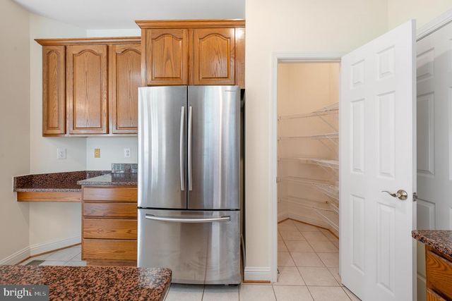 10604 MAPLECREST, Potomac, MD 20854