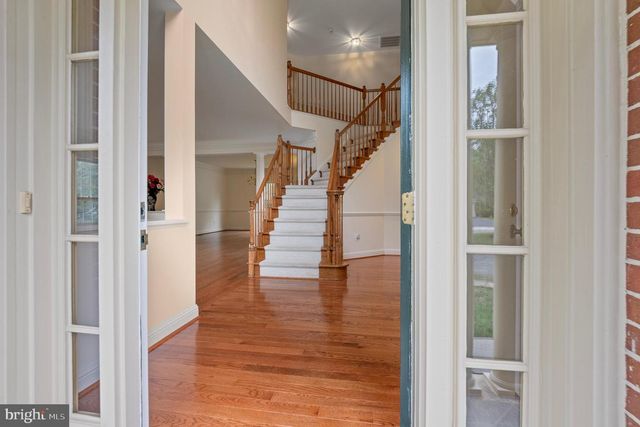 10604 MAPLECREST, Potomac, MD 20854