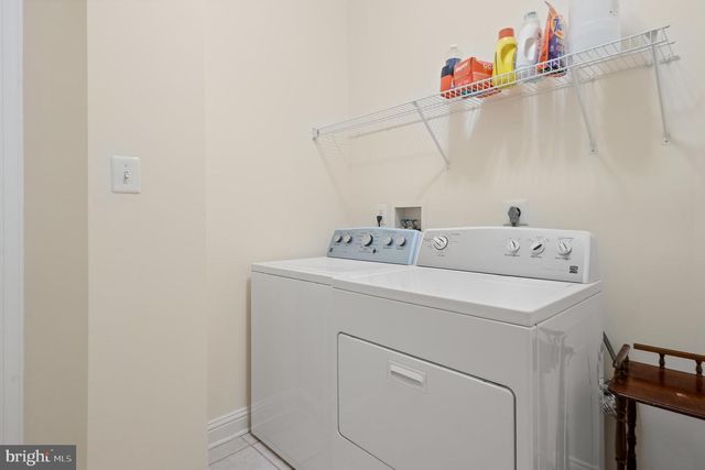 10604 MAPLECREST, Potomac, MD 20854