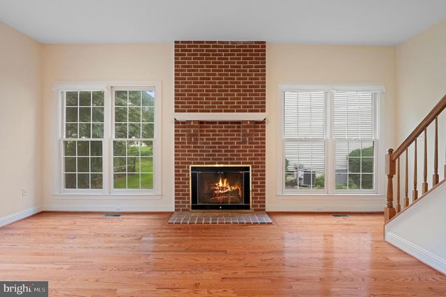 10604 MAPLECREST, Potomac, MD 20854