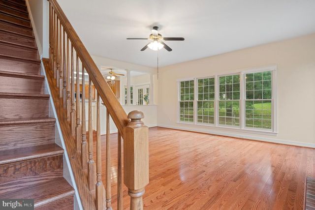 10604 MAPLECREST, Potomac, MD 20854