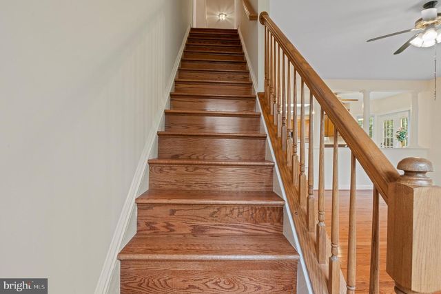 10604 MAPLECREST, Potomac, MD 20854