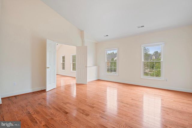 10604 MAPLECREST, Potomac, MD 20854