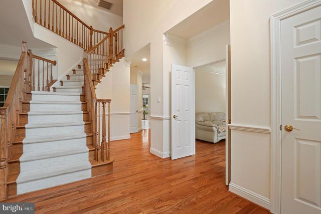 10604 MAPLECREST, Potomac, MD 20854