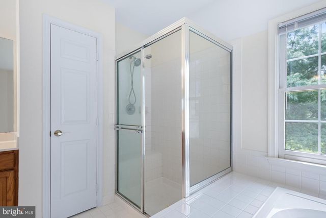 10604 MAPLECREST, Potomac, MD 20854