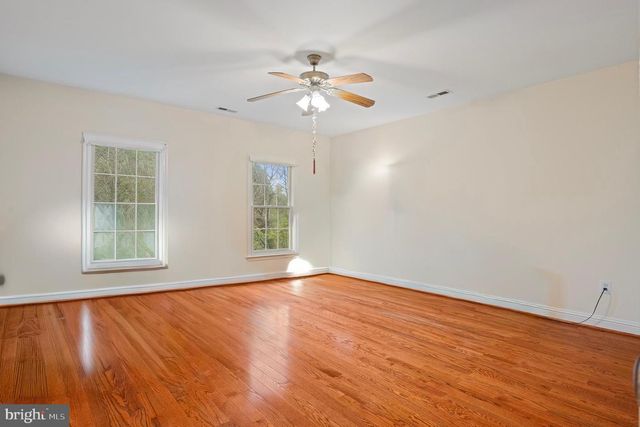 10604 MAPLECREST, Potomac, MD 20854