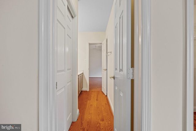 10604 MAPLECREST, Potomac, MD 20854