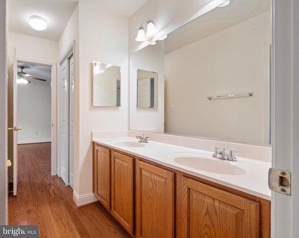 10604 MAPLECREST, Potomac, MD 20854