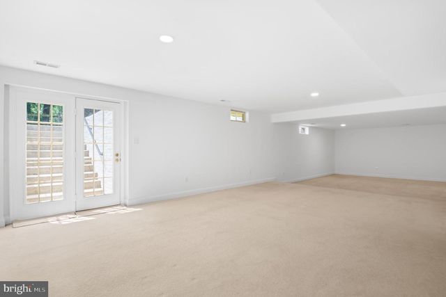 10604 MAPLECREST, Potomac, MD 20854