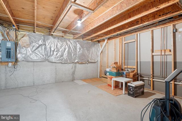 10604 MAPLECREST, Potomac, MD 20854