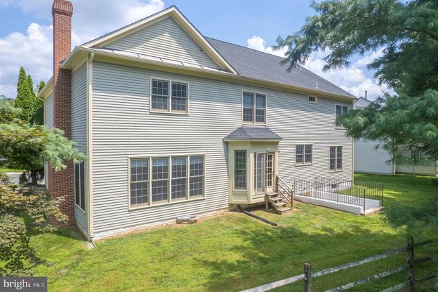 10604 MAPLECREST, Potomac, MD 20854