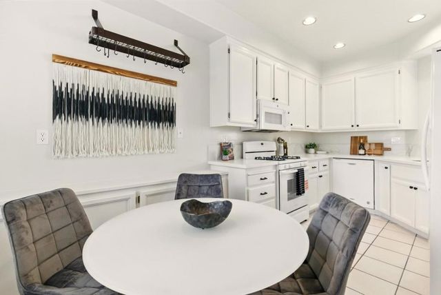 583 Shoal Circle, Redwood City, CA 94065