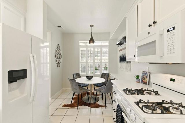 583 Shoal Circle, Redwood City, CA 94065