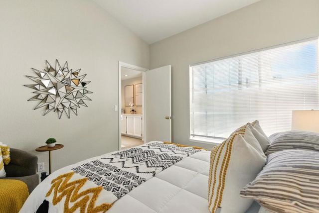 583 Shoal Circle, Redwood City, CA 94065