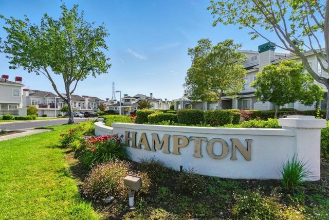 583 Shoal Circle, Redwood City, CA 94065