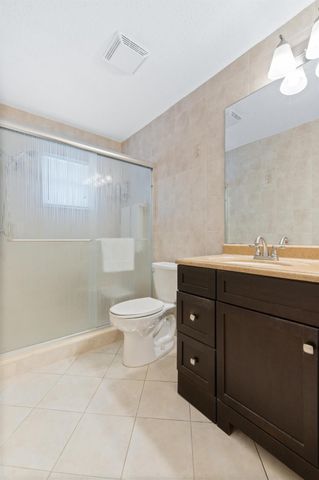 2081 SW 12th Avenue, Boynton Beach, FL 33426