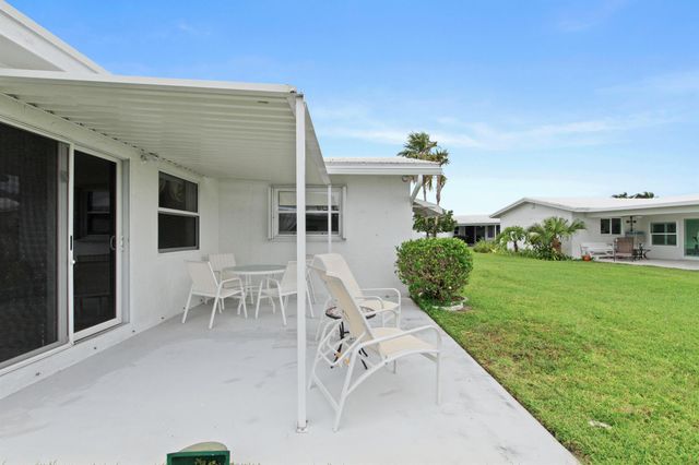 2081 SW 12th Avenue, Boynton Beach, FL 33426