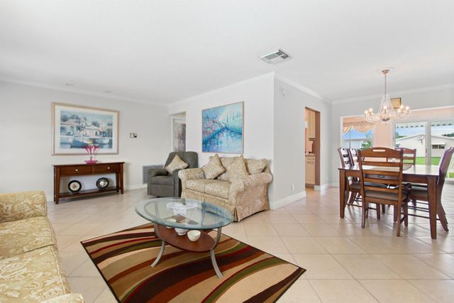 2081 SW 12th Avenue, Boynton Beach, FL 33426