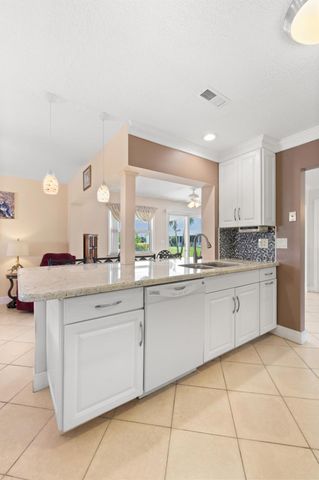 2081 SW 12th Avenue, Boynton Beach, FL 33426