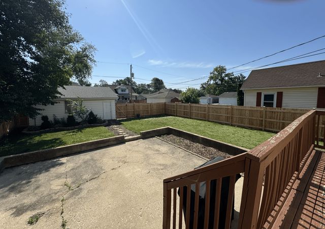 1108 Oakland Avenue, Joliet, IL 60435