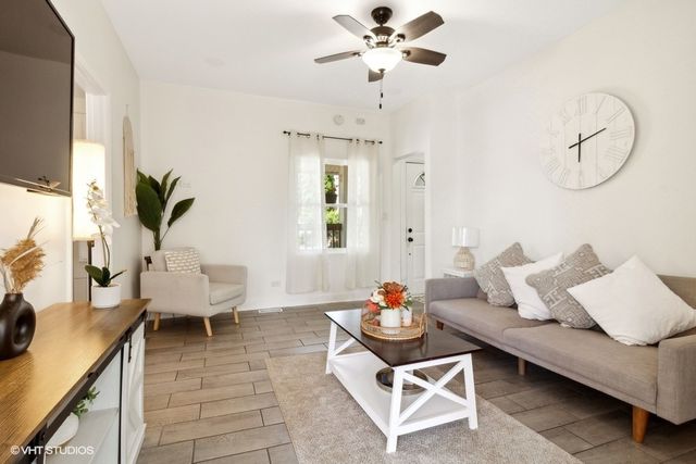 1108 Oakland Avenue, Joliet, IL 60435