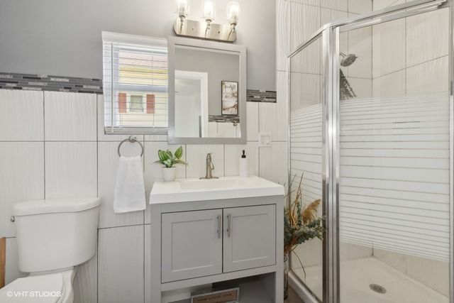 1108 Oakland Avenue, Joliet, IL 60435