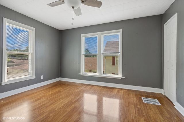 1108 Oakland Avenue, Joliet, IL 60435