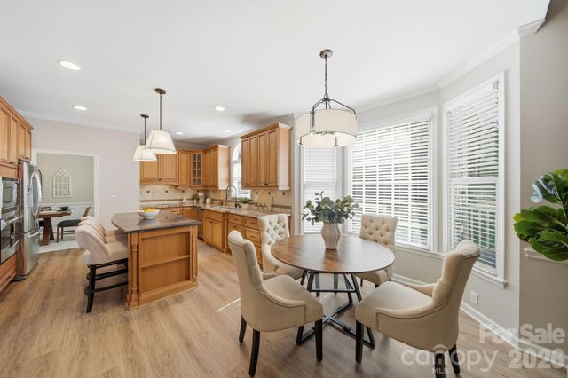 11204 Tavernay Parkway, Charlotte, NC 28262