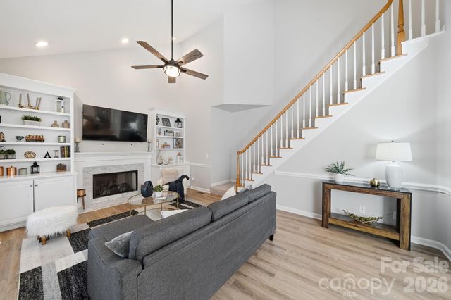 11204 Tavernay Parkway, Charlotte, NC 28262