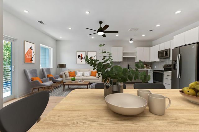 100 Mockingbird LN 205, Austin, TX 78745