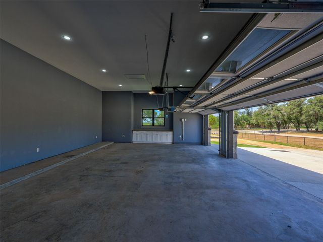 120 Lantana Bud TRL, Liberty Hill, TX 78642