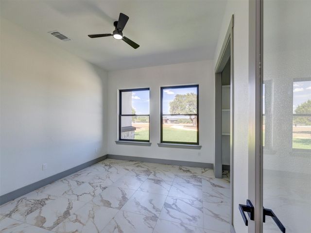 120 Lantana Bud TRL, Liberty Hill, TX 78642