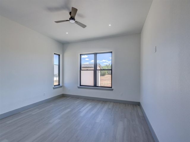 120 Lantana Bud TRL, Liberty Hill, TX 78642