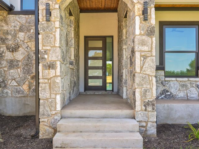 120 Lantana Bud TRL, Liberty Hill, TX 78642