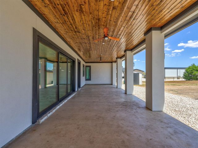 120 Lantana Bud TRL, Liberty Hill, TX 78642