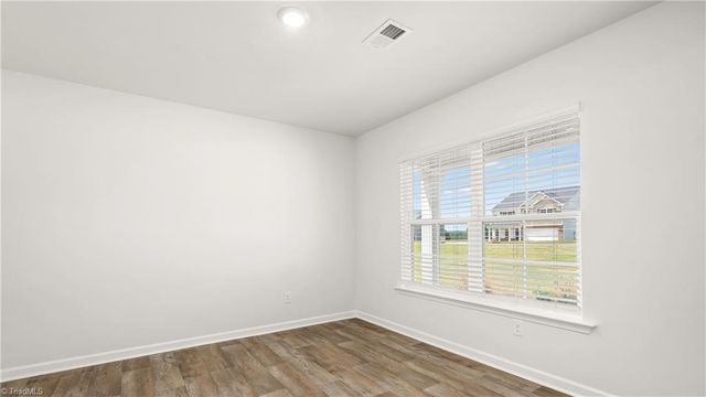 527 Baymeade Drive, Lexington, NC 27295