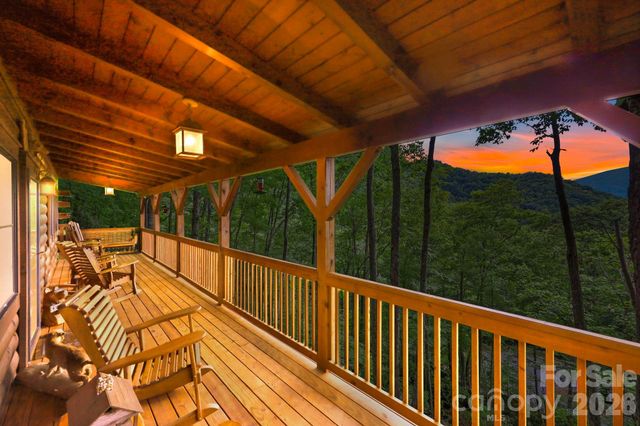 588 Tawodi Trail, Maggie Valley, NC 28751