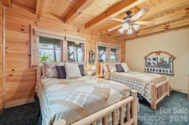588 Tawodi Trail, Maggie Valley, NC 28751