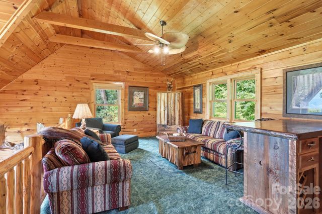 588 Tawodi Trail, Maggie Valley, NC 28751