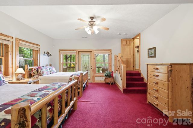 588 Tawodi Trail, Maggie Valley, NC 28751
