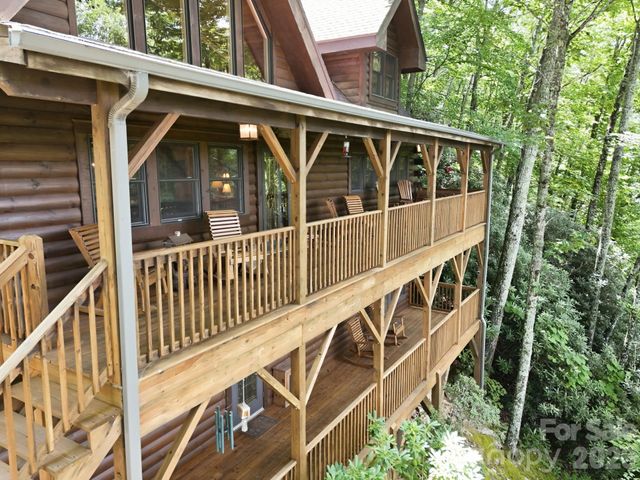 588 Tawodi Trail, Maggie Valley, NC 28751