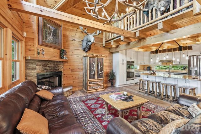 588 Tawodi Trail, Maggie Valley, NC 28751