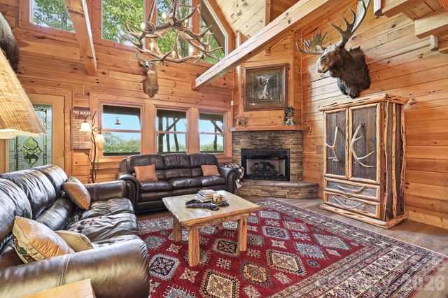 588 Tawodi Trail, Maggie Valley, NC 28751