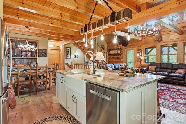 588 Tawodi Trail, Maggie Valley, NC 28751