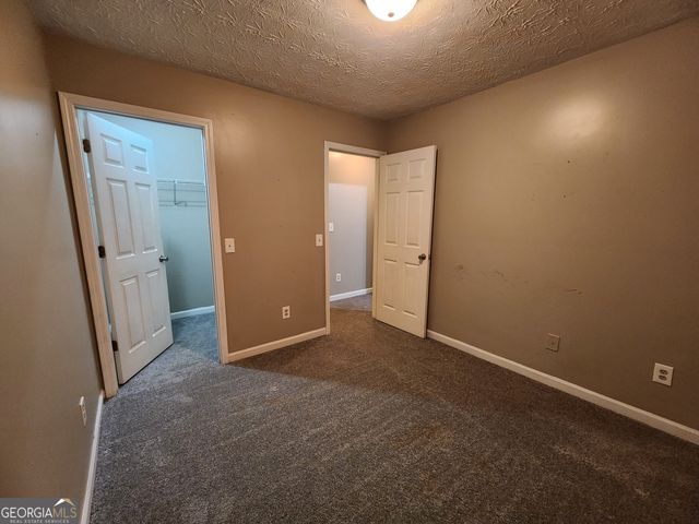 1691 Redan W, Lithonia, GA 30058