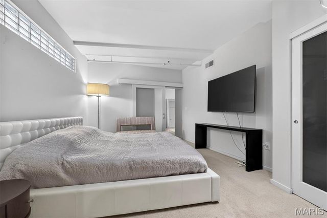 915 Olive Street 1605, St Louis, MO 63101