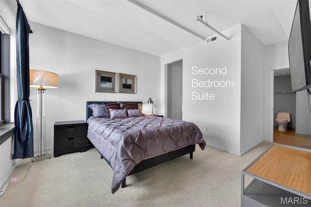 915 Olive Street 1605, St Louis, MO 63101